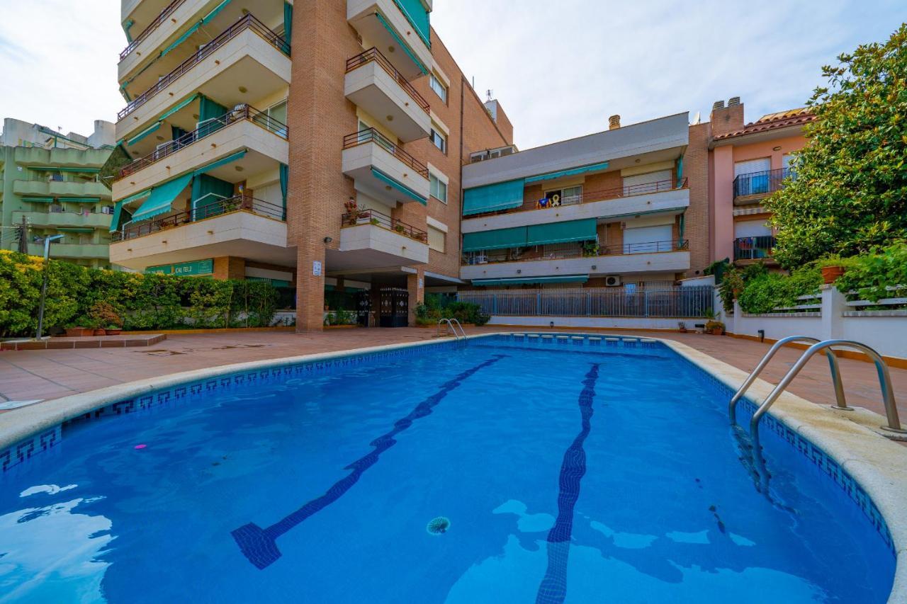 Homeholidaysrentals Margot - Costa Barcelona Pineda de Mar Exterior photo