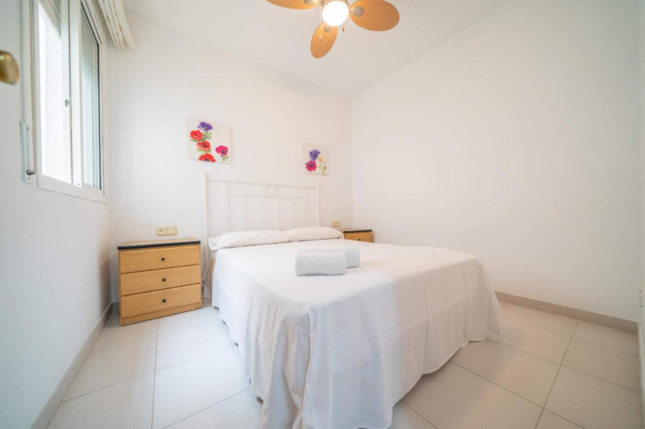 Homeholidaysrentals Margot - Costa Barcelona Pineda de Mar Exterior photo