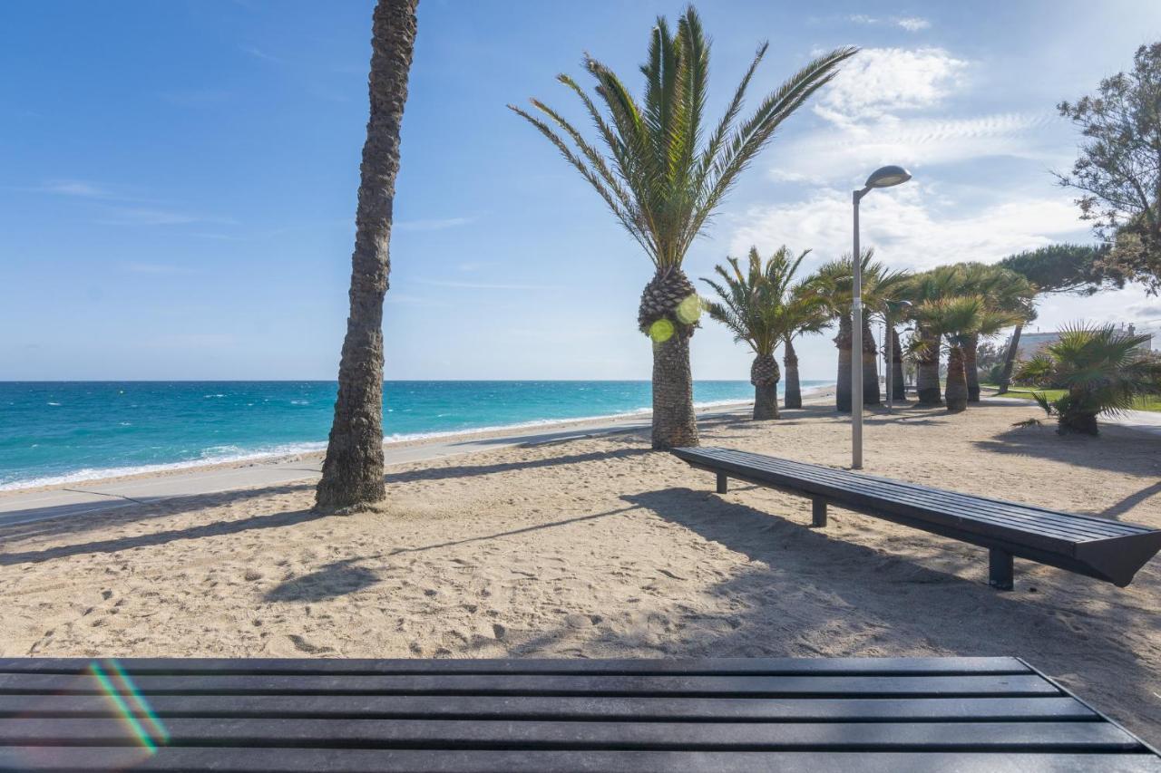 Homeholidaysrentals Margot - Costa Barcelona Pineda de Mar Exterior photo